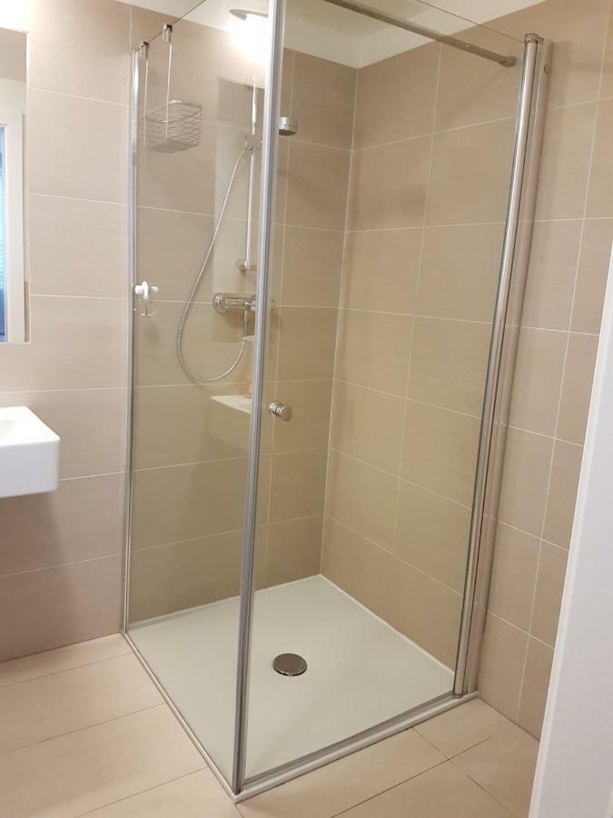 Central Family-Friendly Apt In Bécs Kültér fotó